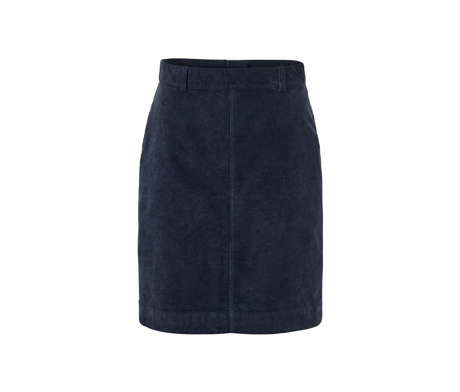 Détail d'une jupe en velours côtelé bleue.
