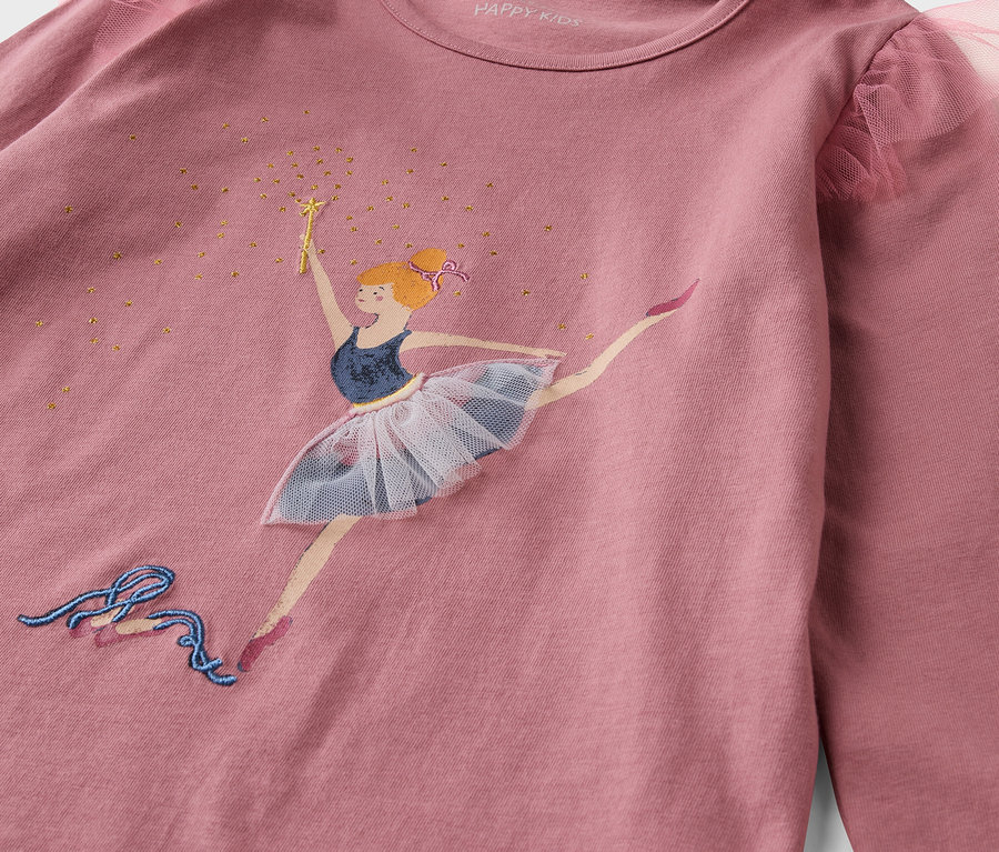T-shirt rose à manches longues avec ballerine.