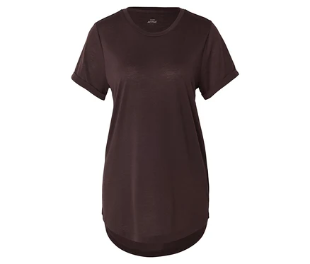 T-shirt de sport marron à manches courtes retroussées et ourlet arrondi.