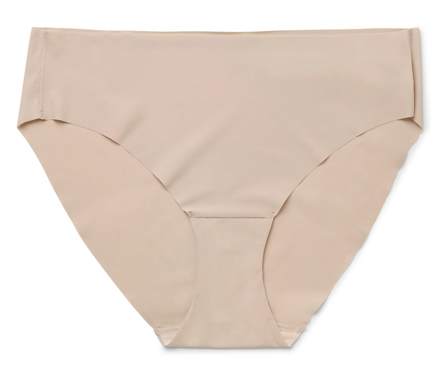 Gros plan d'une culotte couleur chair sur fond blanc.
