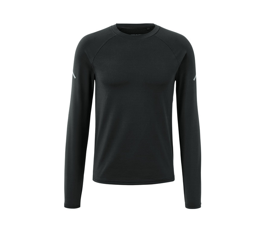 T-shirt technique noir à manches longues.