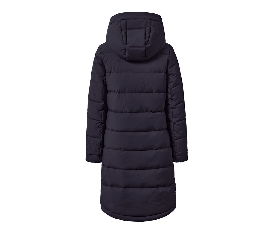 Manteau matelassé bleu vu de dos.