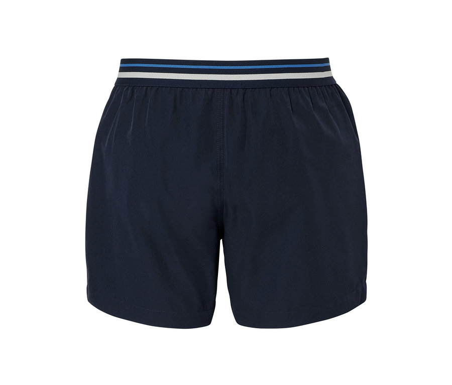 Short de bain bleu foncé avec ceinture rayée.