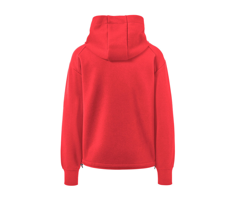 Veste à capuche en sweat rouge.