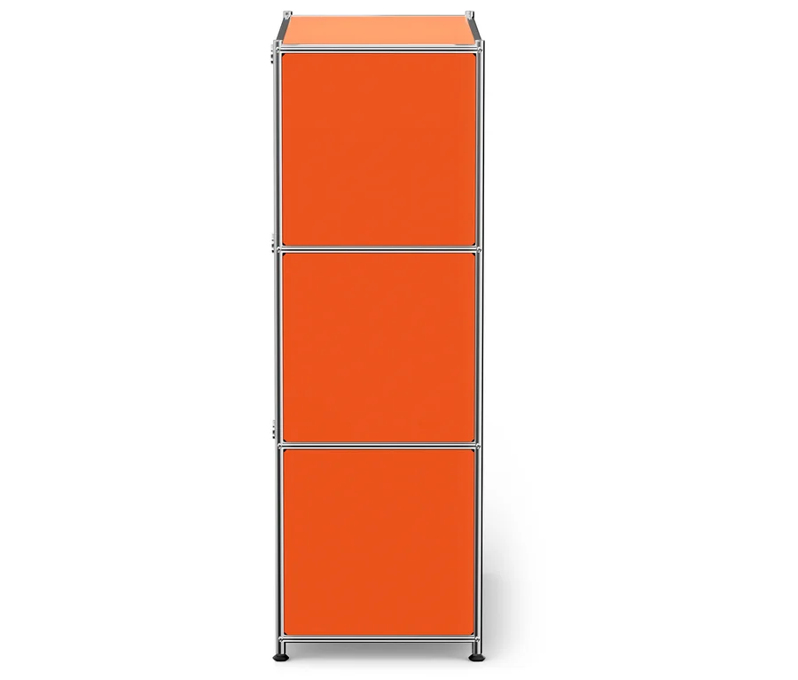 Étagère modulaire orange à trois compartiments.