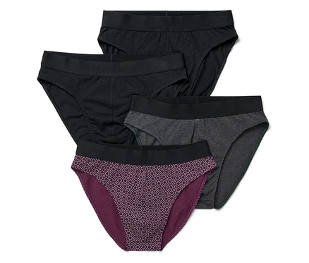 Quatre slips : deux noirs, un gris et un violet à motifs.