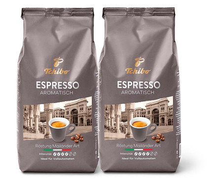 Deux paquets d'expresso aromatique en grains – 2x 1 kg côte à côte.