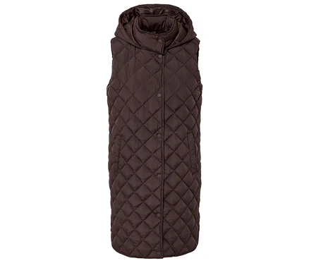Un gilet marron matelassé avec une capuche et une fermeture boutonnée.