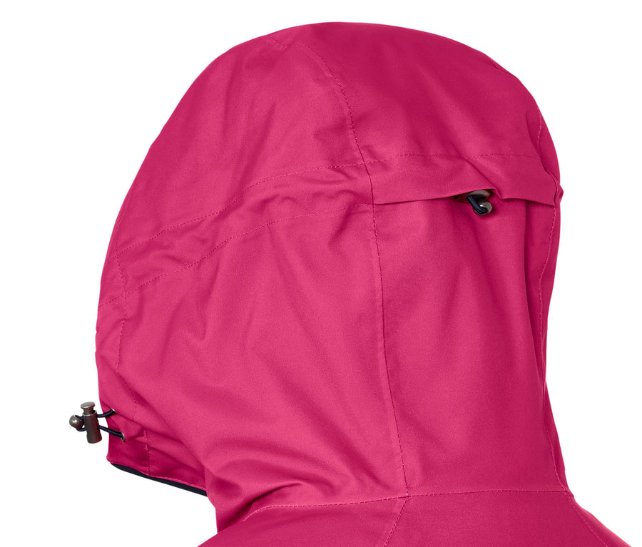 Détail de la capuche d'une veste de ski.