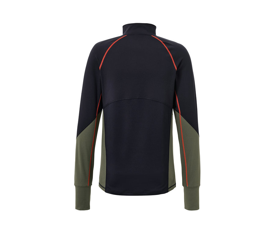 Détail du dos d'un t-shirt technique thermique à manches longues.