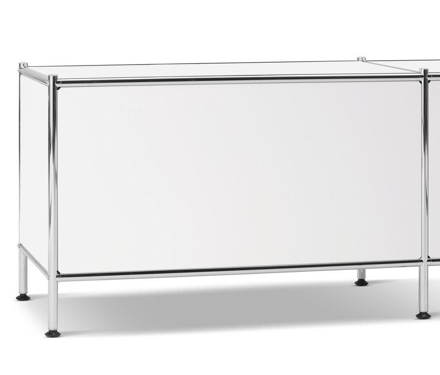 Meuble bas blanc « CN3 » avec 3 abattants.