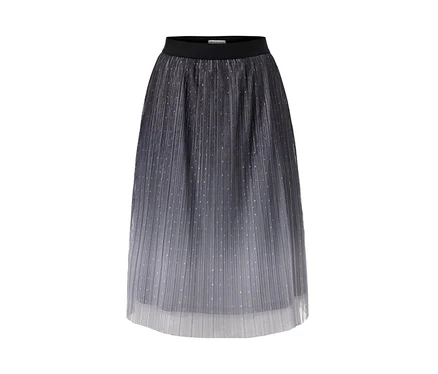 Détail d'une jupe en tulle plissée avec dégradé.