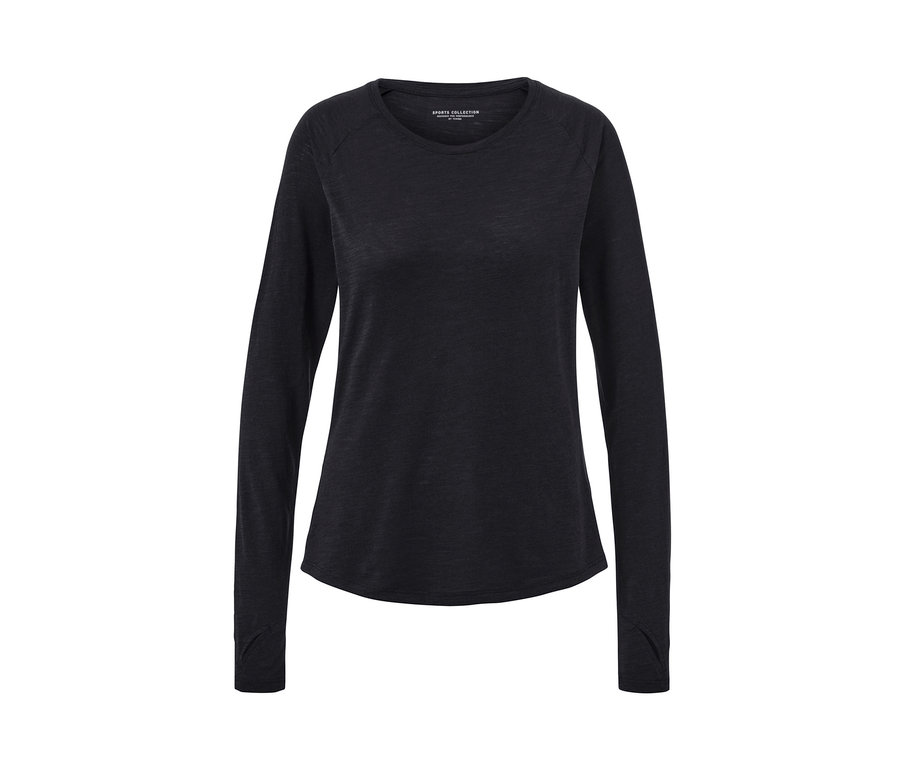 T-shirt de sport noir à manches longues.