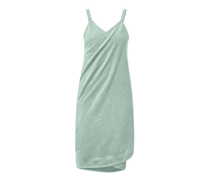 Robe-serviette verte avec bretelles.