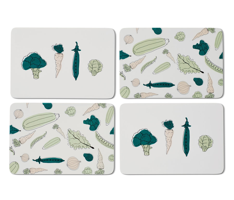 Quatre planches à petit-déjeuner avec des illustrations de légumes.