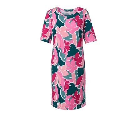 Chemise de nuit à motif floral rose et vert.