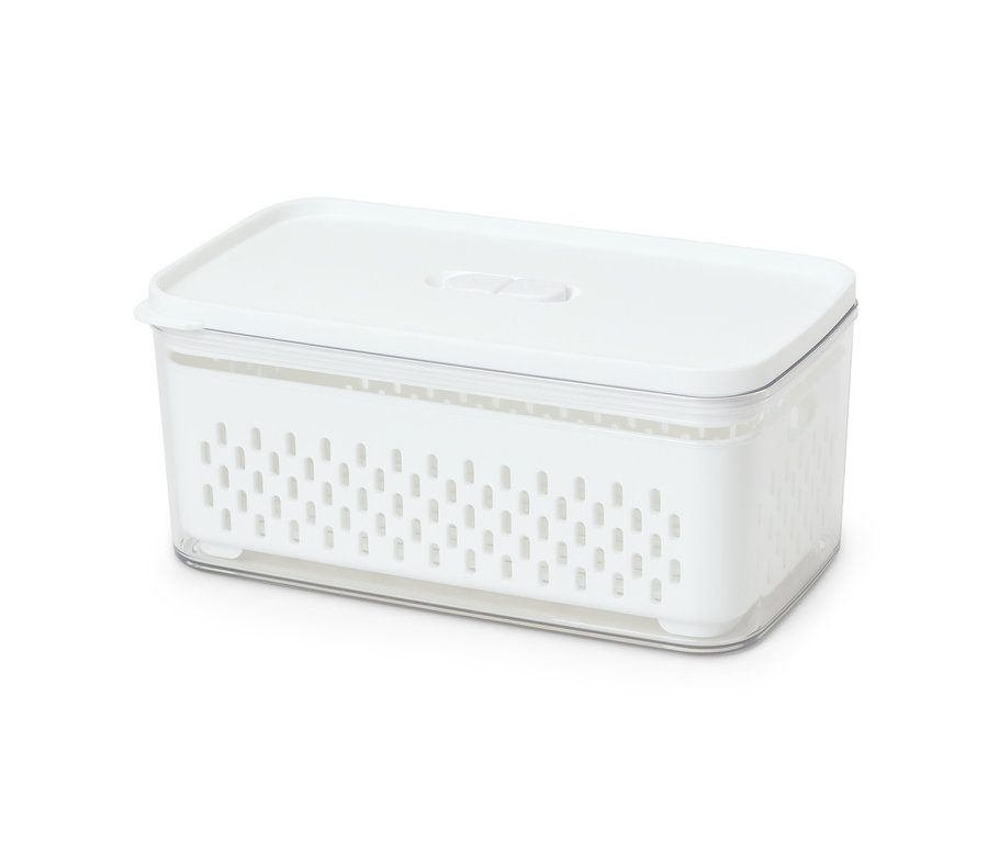 Boîte blanche pour produits alimentaires avec tamis.