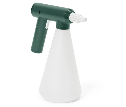 Vaporisateur vert avec récipient blanc.