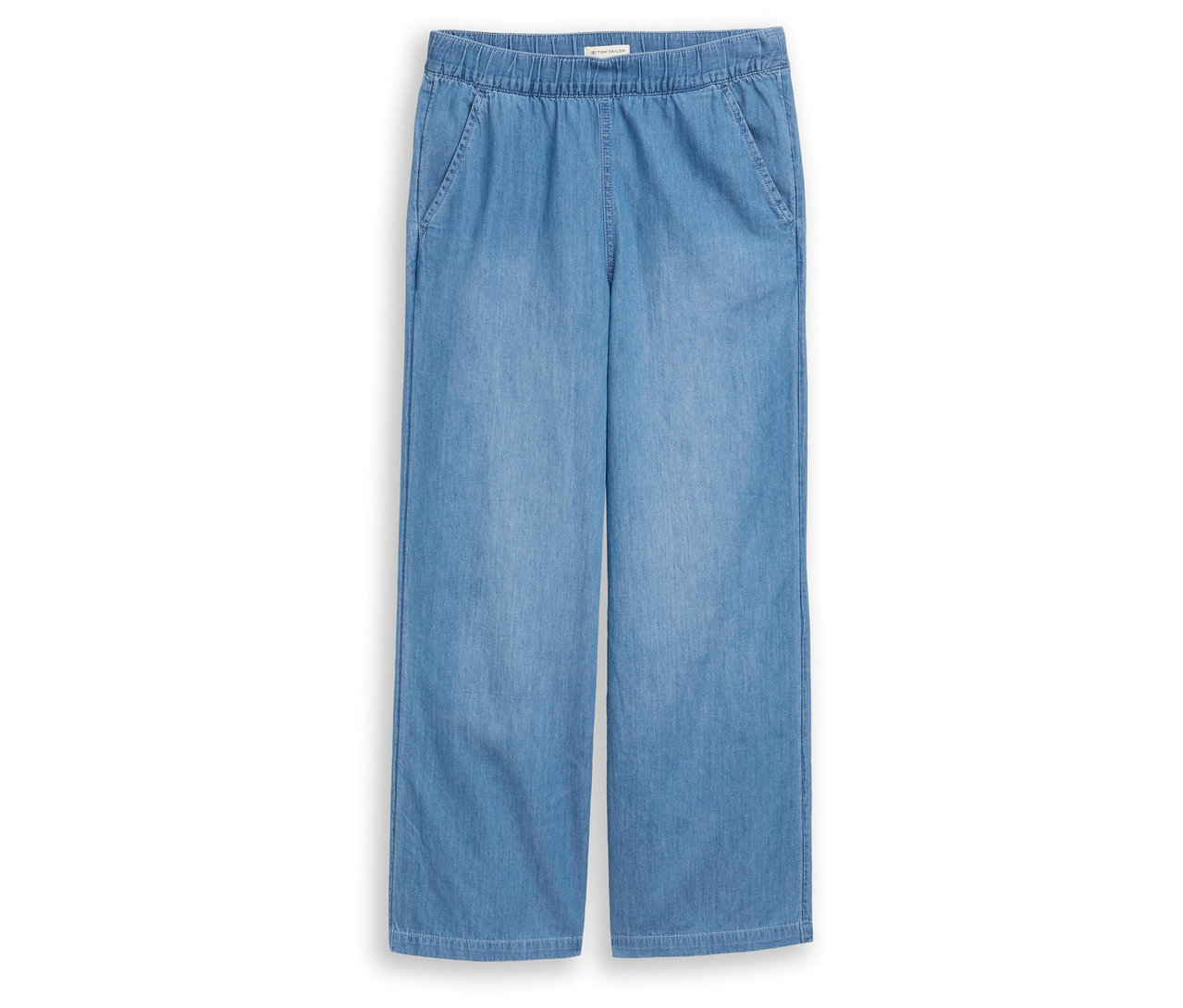 Jean large bleu clair avec taille élastique et poches latérales.