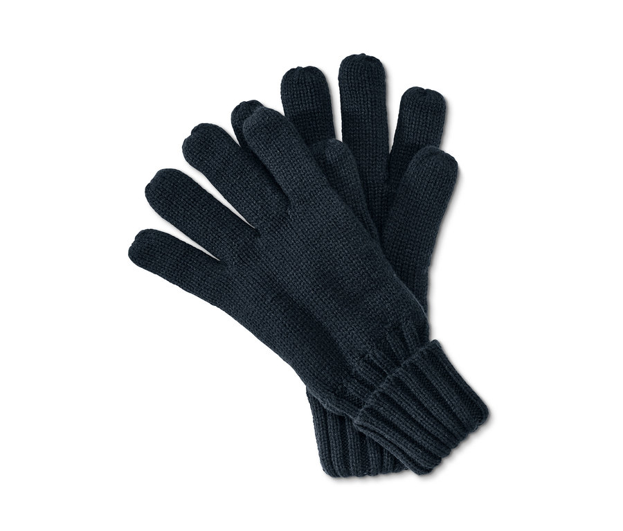 Des gants en maille sont posés sur un fond blanc.