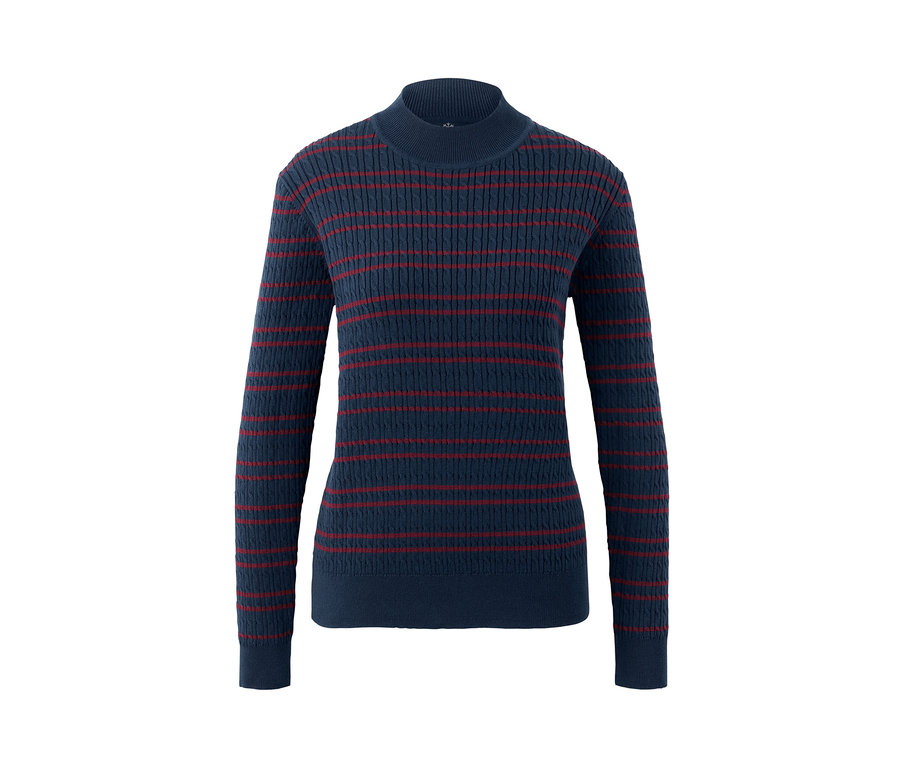 Pull en maille fine bleu rouge avec torsades.
