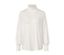 Une blouse à col montant crème.