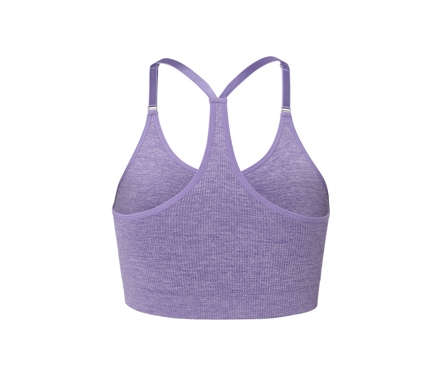 Gros plan d'une soutien-gorge de sport sans coutures violet.