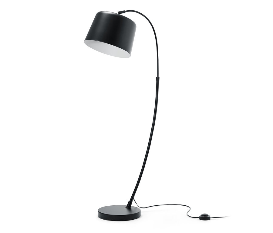 Lampe noire recourbée en métal.