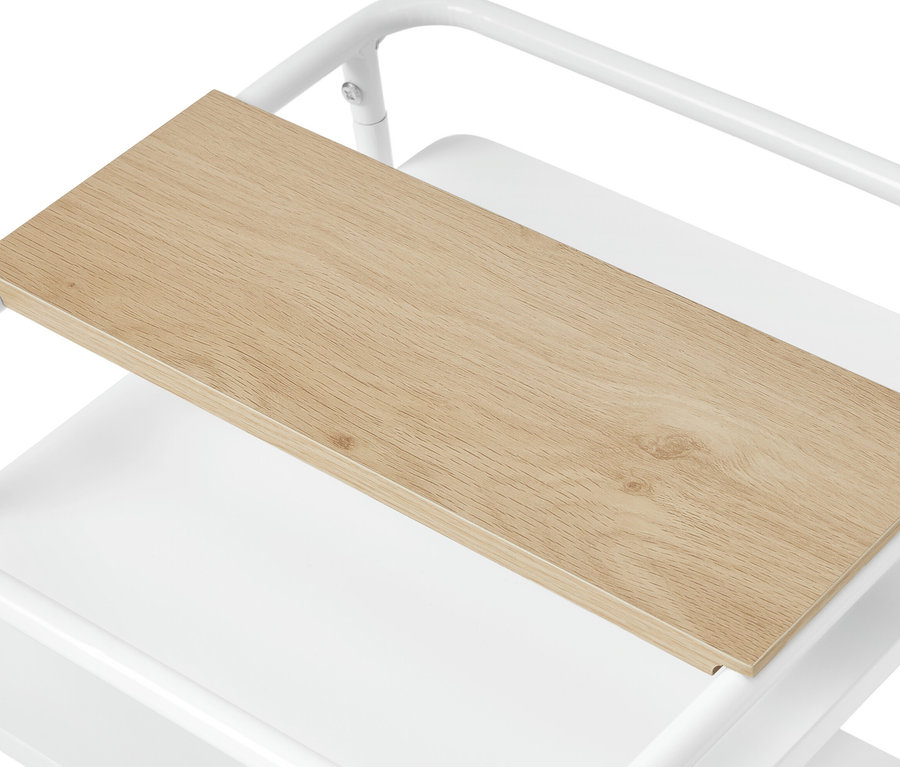 Vue détaillée d'une table d'appoint.