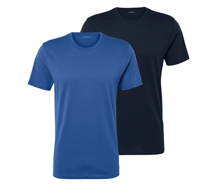 Deux t-shirts, un bleu et un bleu foncé, sont côte à côte.