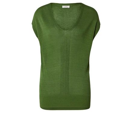 Haut en maille vert sans manches avec un col en V.