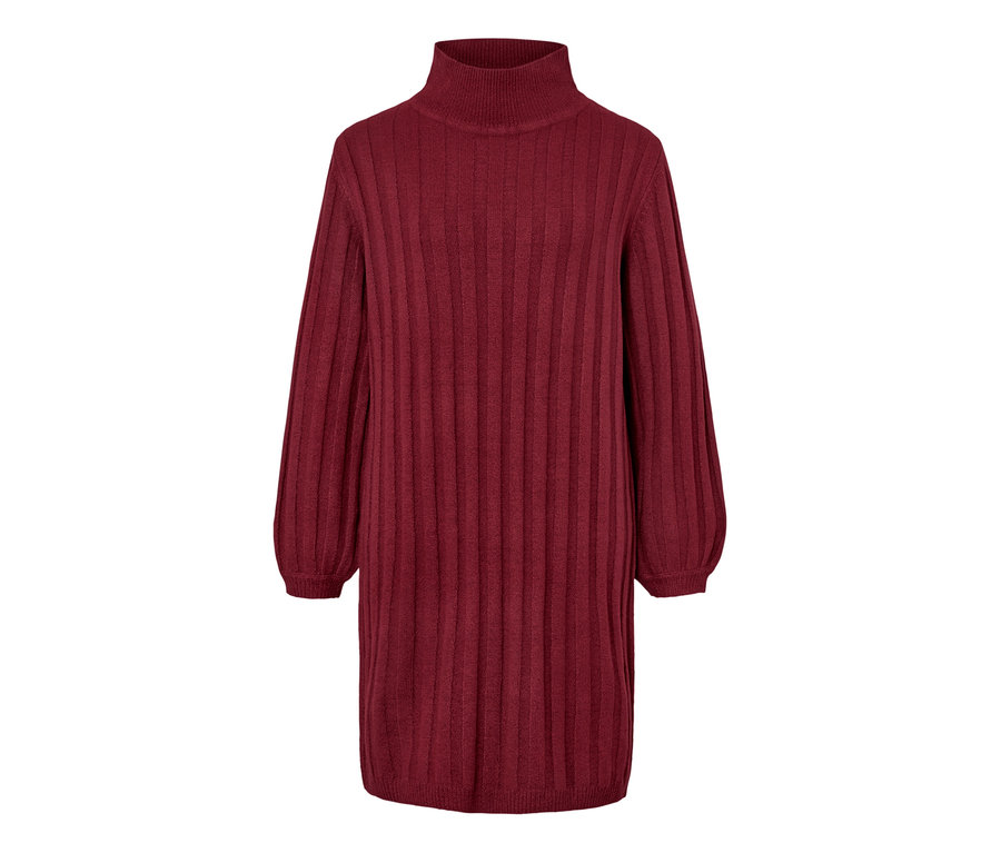 Robe bordeaux en maille côtelée avec col montant.