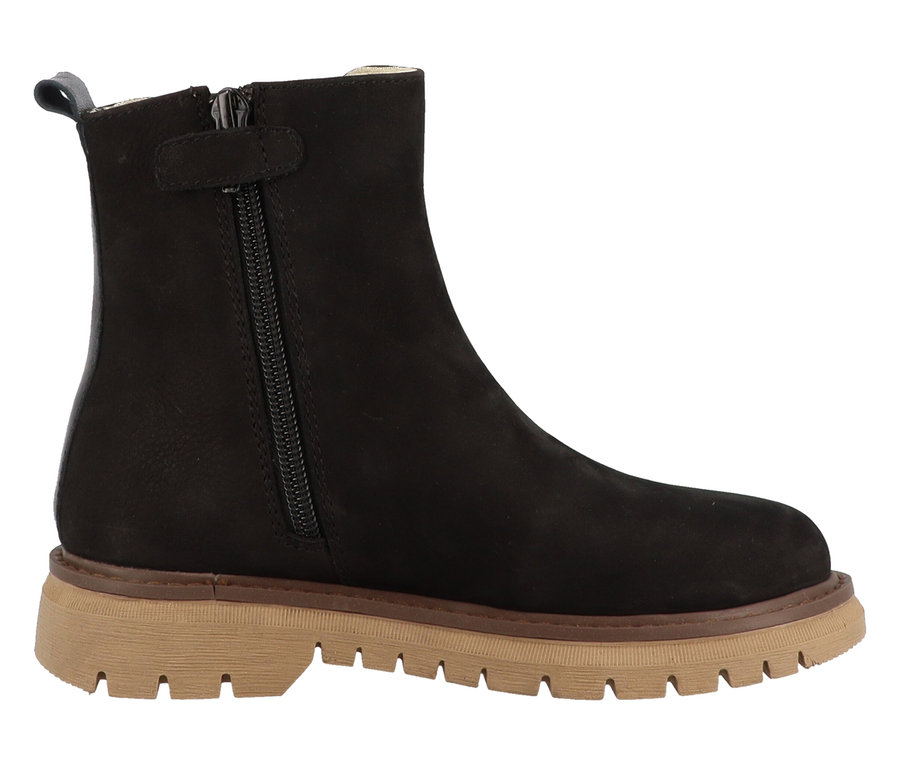 Une botte noire LURCHI »Elena-TEX« avec fermeture éclair et semelle beige.