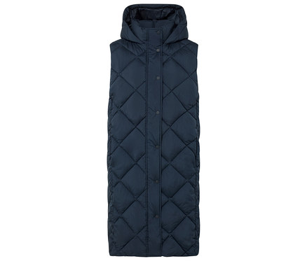 Un gilet matelassé bleu marine avec capuche et fermeture boutonnée.