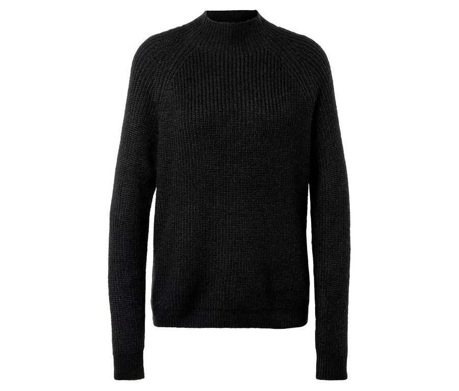 Vue détaillée d'un pull en tricot noir à col roulé.