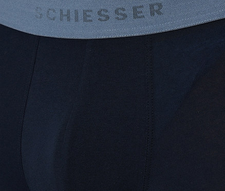 Boxer SCHIESSER bleu foncé avec ceinture grise et logo de la marque.