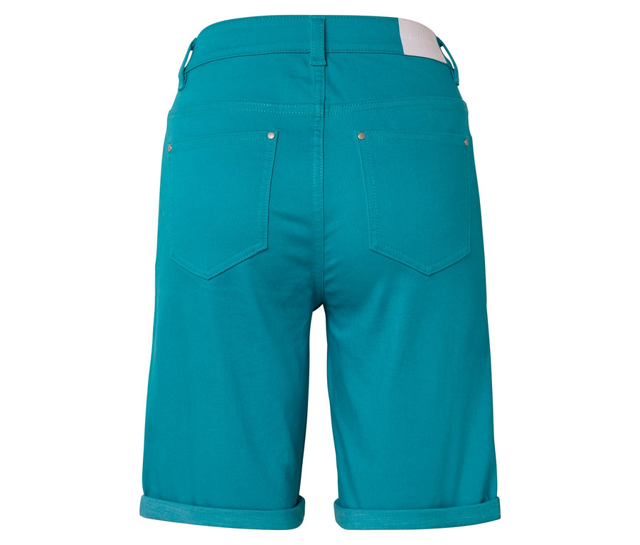 Vue arrière d'un short turquoise avec un ourlet retroussé.