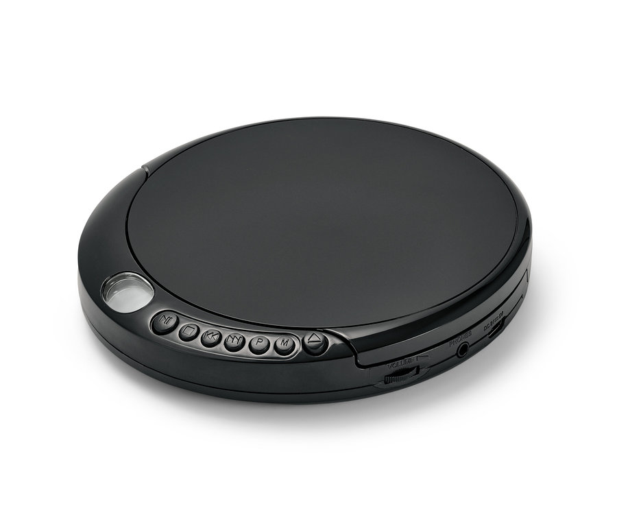 Lecteur CD portable noir sur fond blanc.