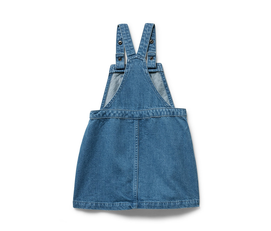 Robe-salopette en jean bleu.