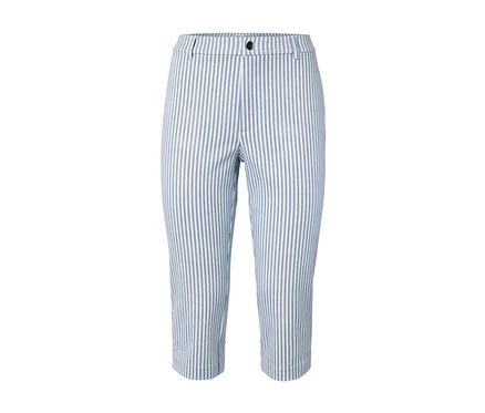 Un pantalon en sergé stretch 3/4 rayé.