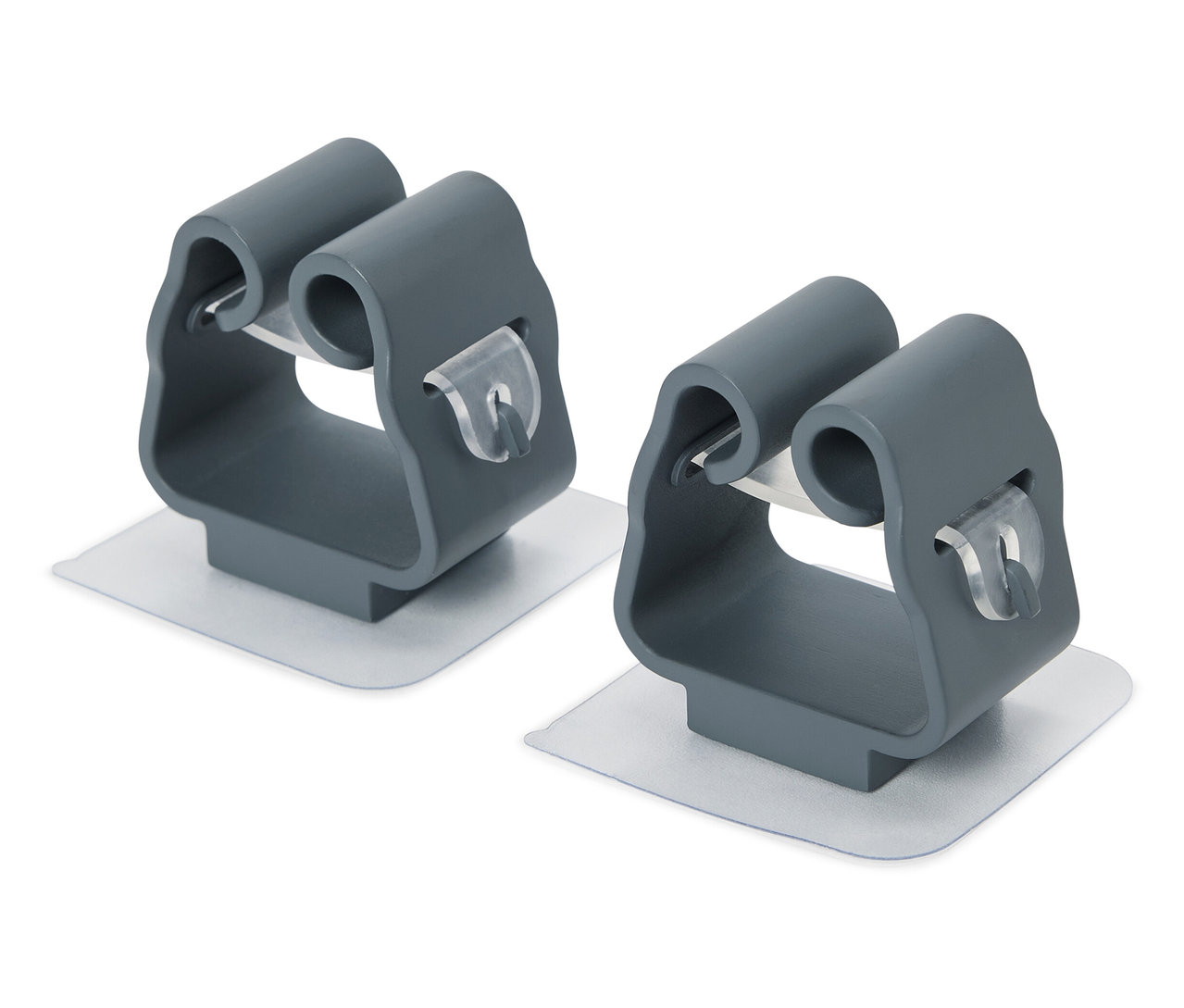 Deux supports de vadrouille gris avec des tampons adhésifs.