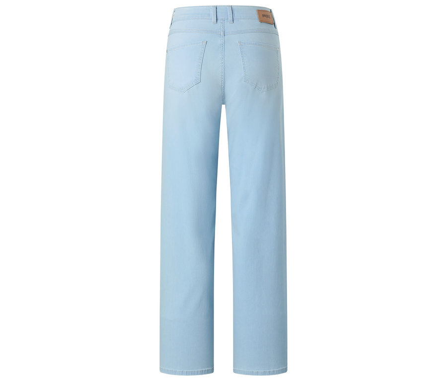 Jean clair à coupe large vu de dos.