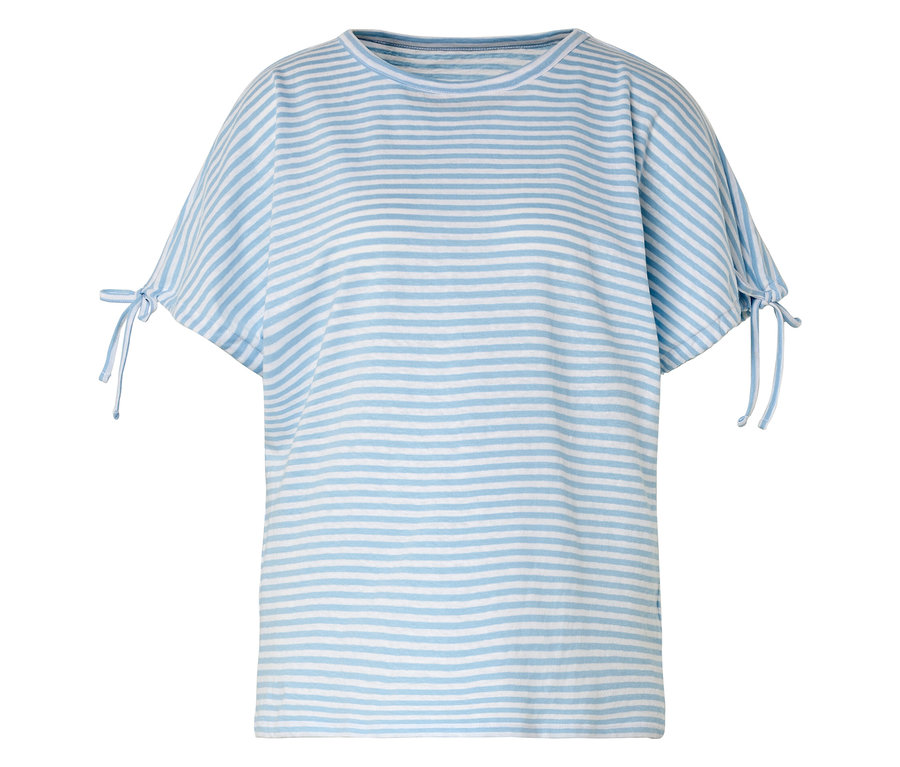 T-shirt rayé bleu clair et blanc à manches courtes avec détails de nœuds sur les manches.