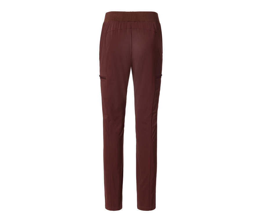 Un pantalon de randonnée fonctionnel bordeaux vu de dos.