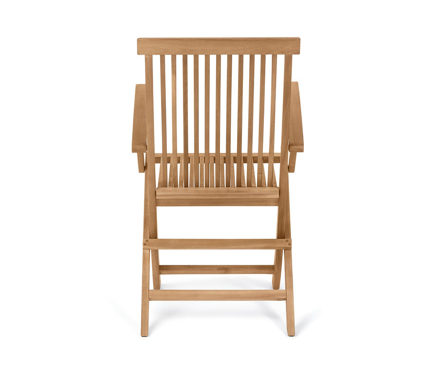 Vue arrière d'une chaise pliante en bois avec accoudoirs sur fond blanc. Le titre du produit est Chaise pliable avec accoudoirs « Lenja ».