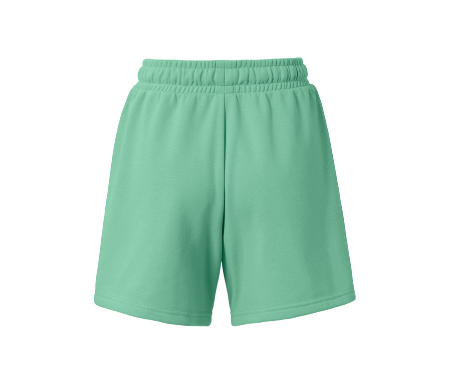 Short de sport molletonné vert clair.