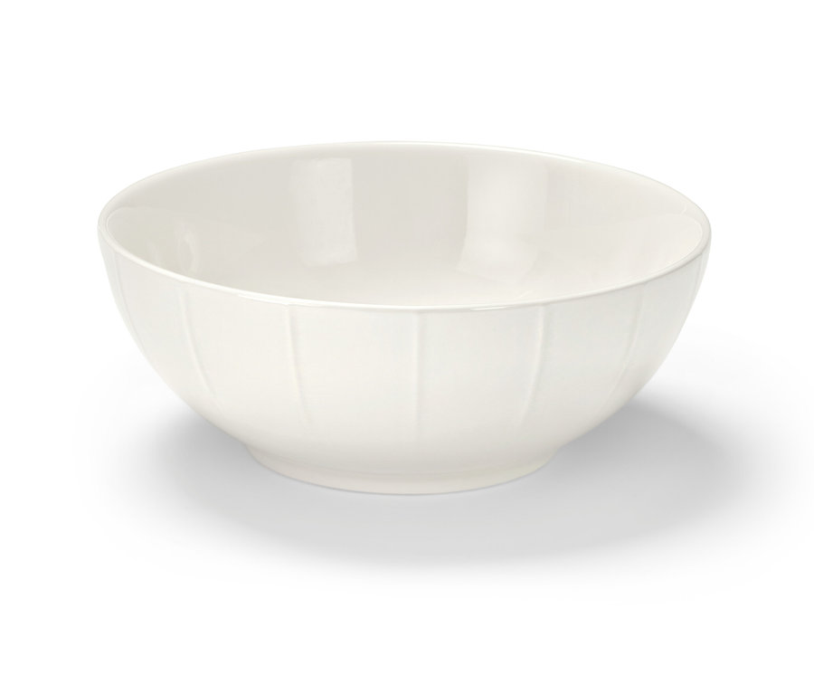 Bol blanc de l'ensemble vaisselle en 10 parties.