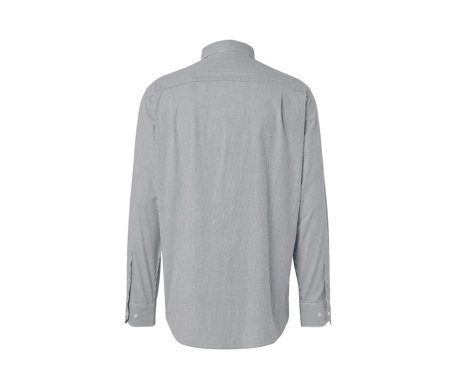 Vue détaillée de l'arrière d'une chemise.