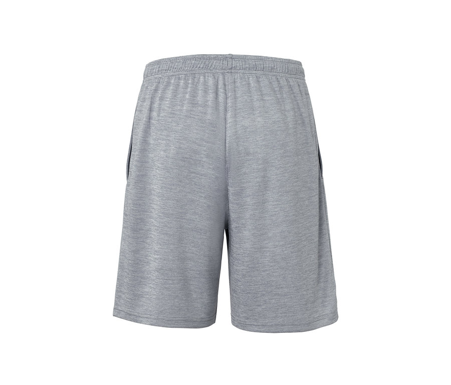 Short de sport gris.