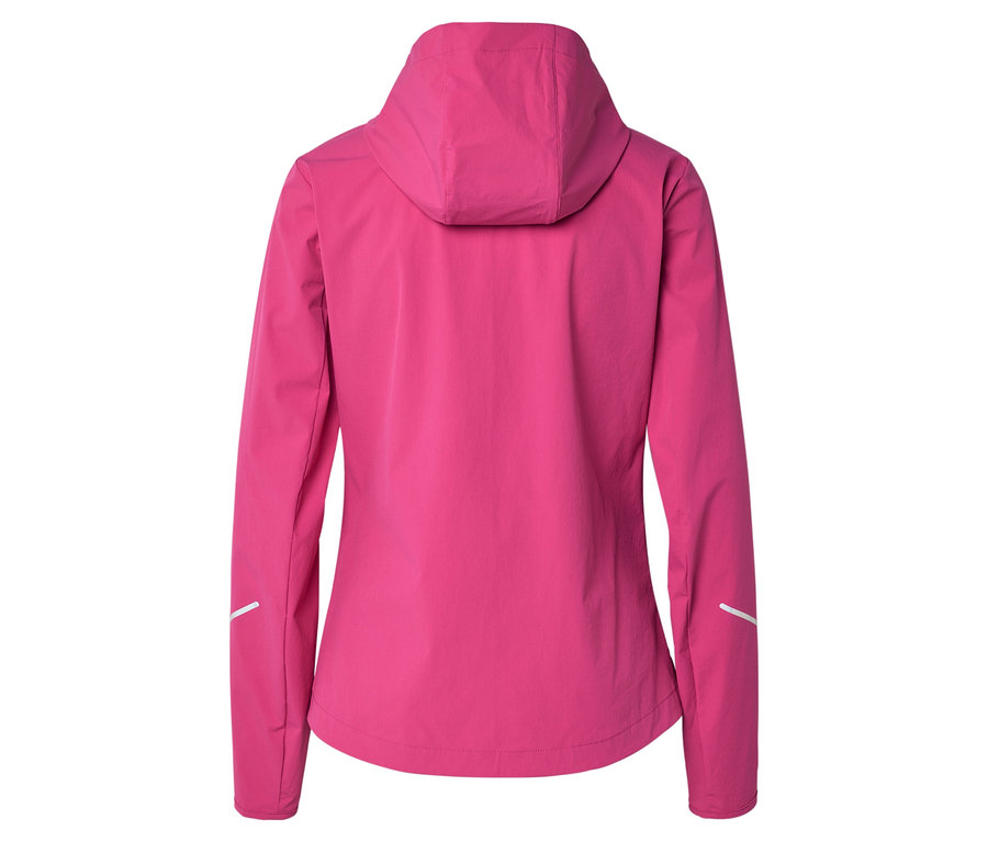 Vue arrière d'une veste softshell rose à capuche.